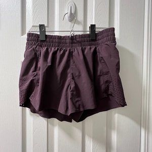 Athleta Hustle 3" Short in Maroon, Size XS